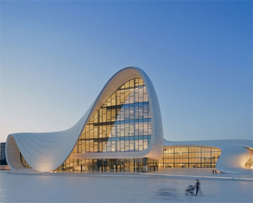 Zaha Hadid. Heydar Aliyev Centre | Saffet Kaya Bekiroglu, Hélène Binet ...